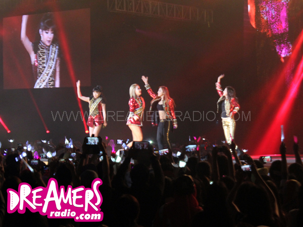 Gebrak Jakarta, 2NE1 Tampil Penuh Semangat Hingga Akhir Konser!
